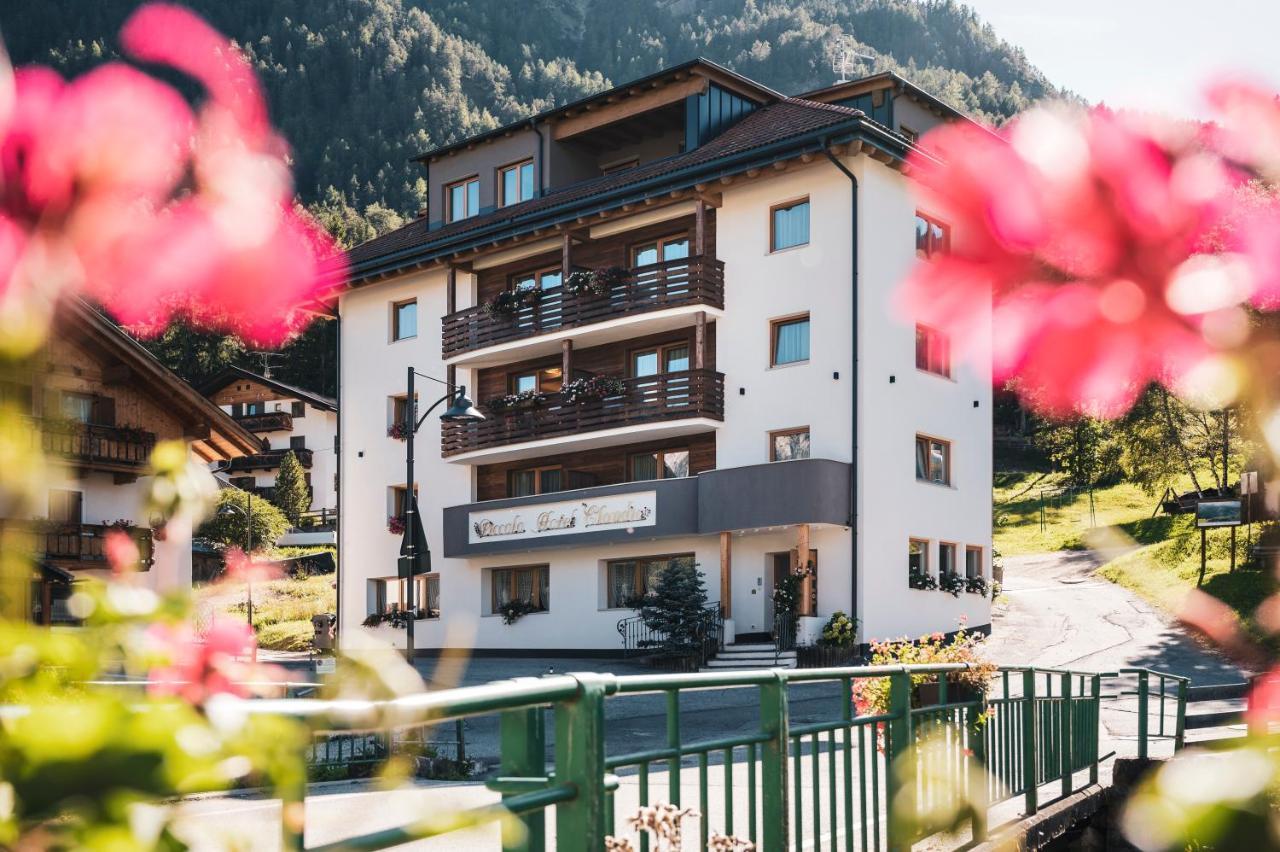 Piccolo Hotel Claudia No Pets San Vigilio Di Marebbe Kültér fotó