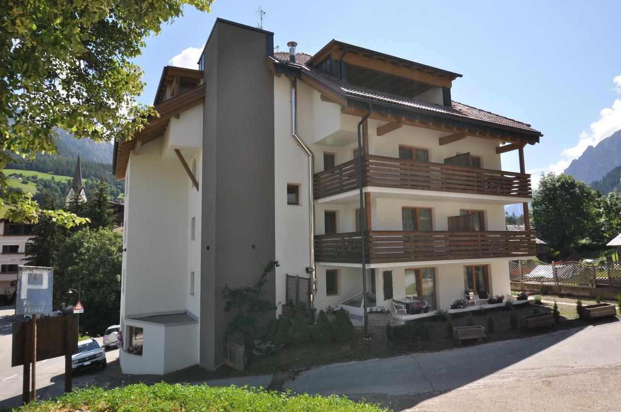 Piccolo Hotel Claudia No Pets San Vigilio Di Marebbe Kültér fotó